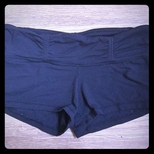 Lululemon shorts 10